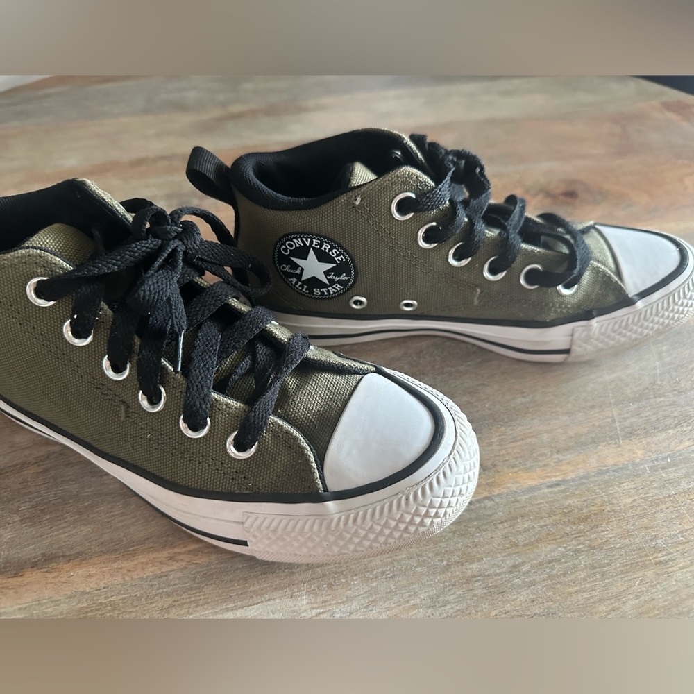 Converse Chuck Taylor All Star Malden Street Easy On Sneakers Olive & Black